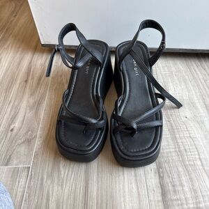 Madden girl Black Strappy Platform Sandals